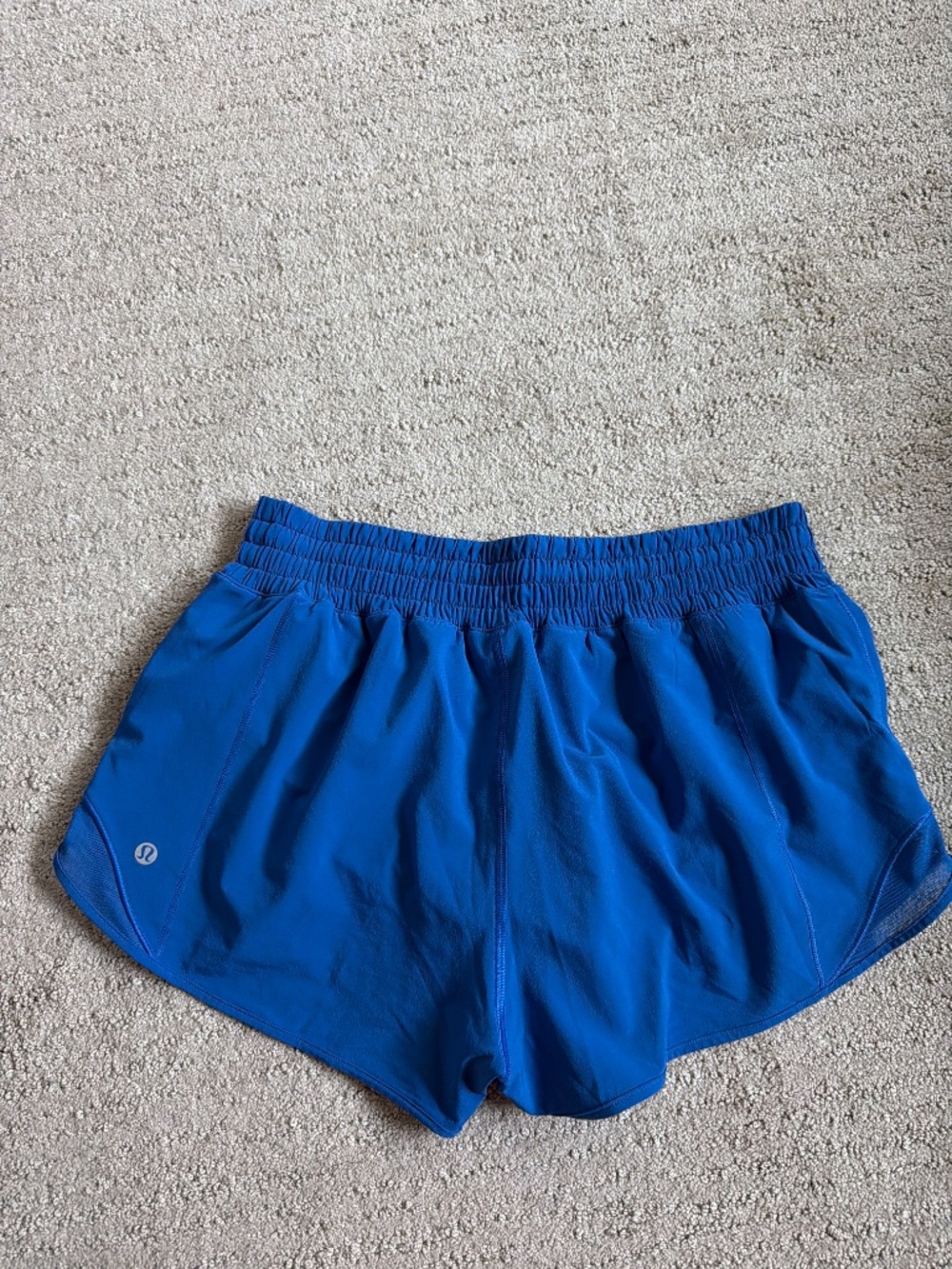 lululemon hotty hot shorts - Picture 4 of 4